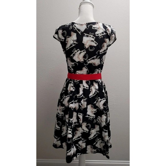 MODCLOTH RETROLICIOUS Vintage Style Medium ICE SKATES DRESS Black/White/Red NWT - Picture 3 of 12